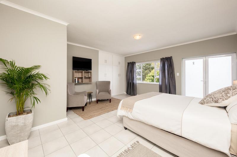 8 Bedroom Property for Sale in Grabouw Western Cape
